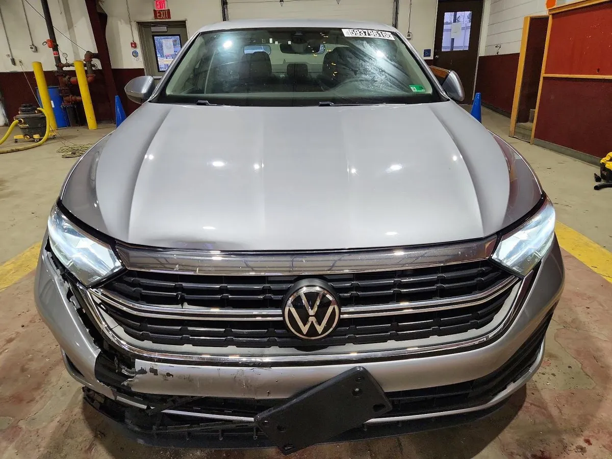 VOLKSWAGEN JETTA S 2024