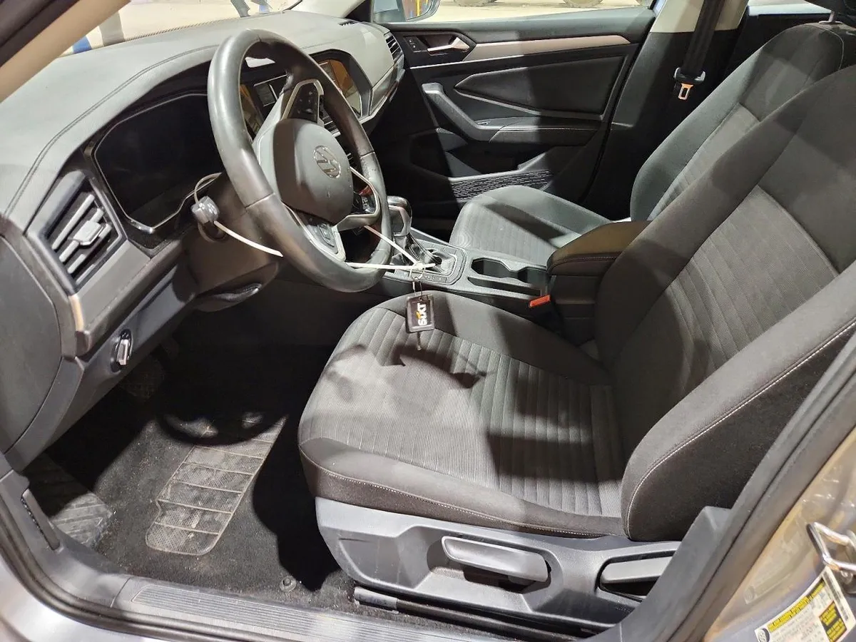 VOLKSWAGEN JETTA S 2024
