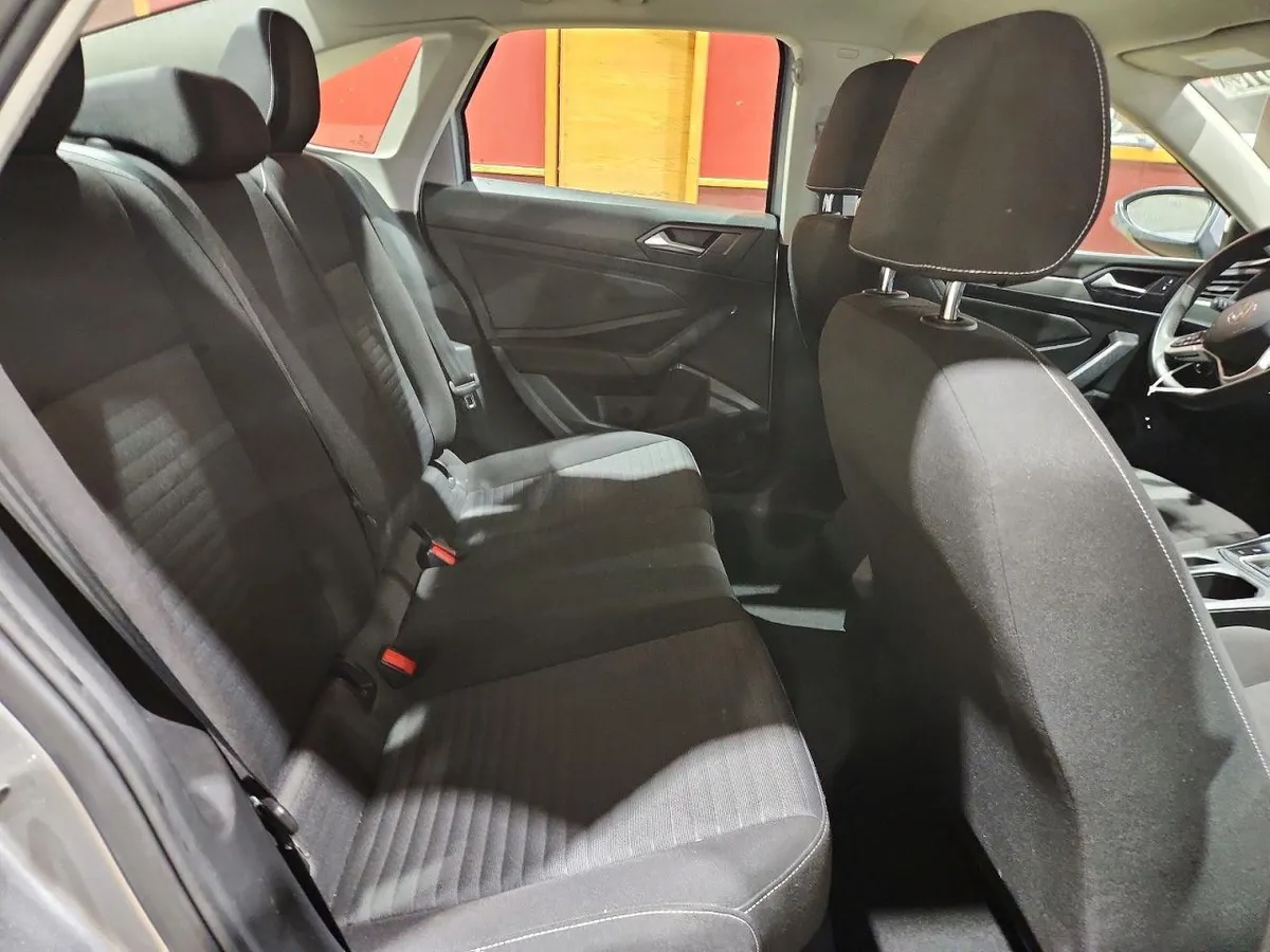 VOLKSWAGEN JETTA S 2024