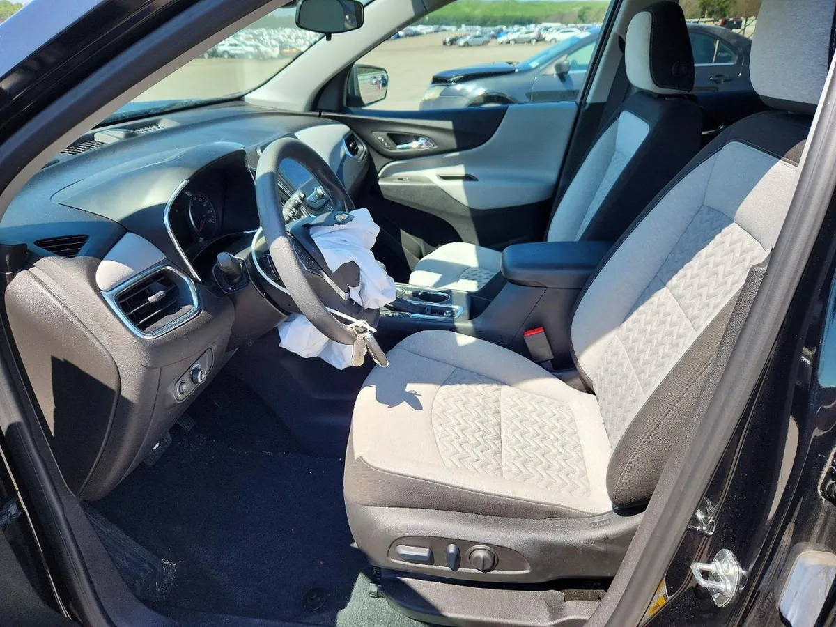 CHEVROLET EQUINOX LS 2024