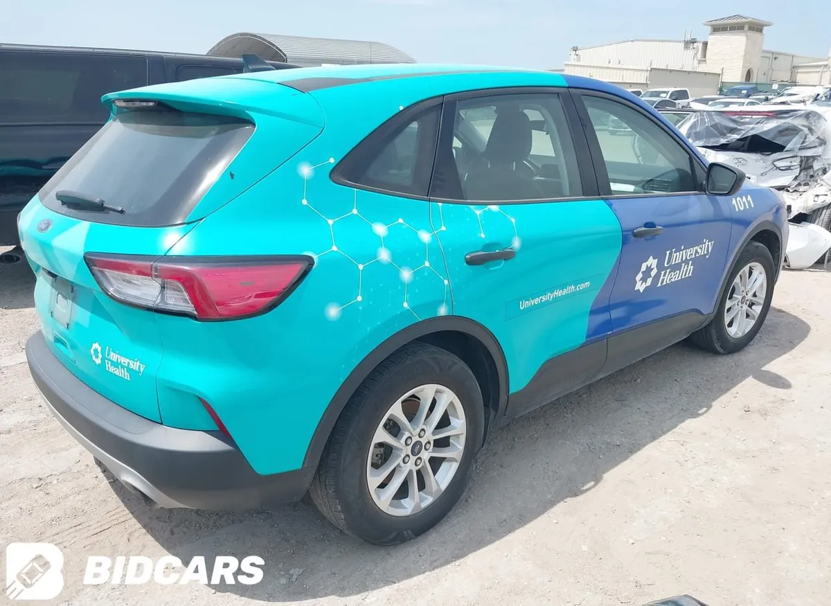 FORD ESCAPE S 2022