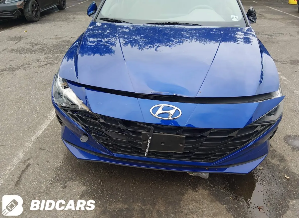 HYUNDAI ELANTRA SE 2022