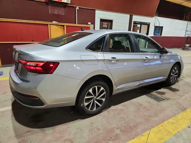 VOLKSWAGEN JETTA S 2024