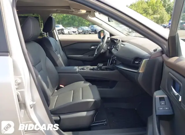 NISSAN ROGUE SV AWD 2023