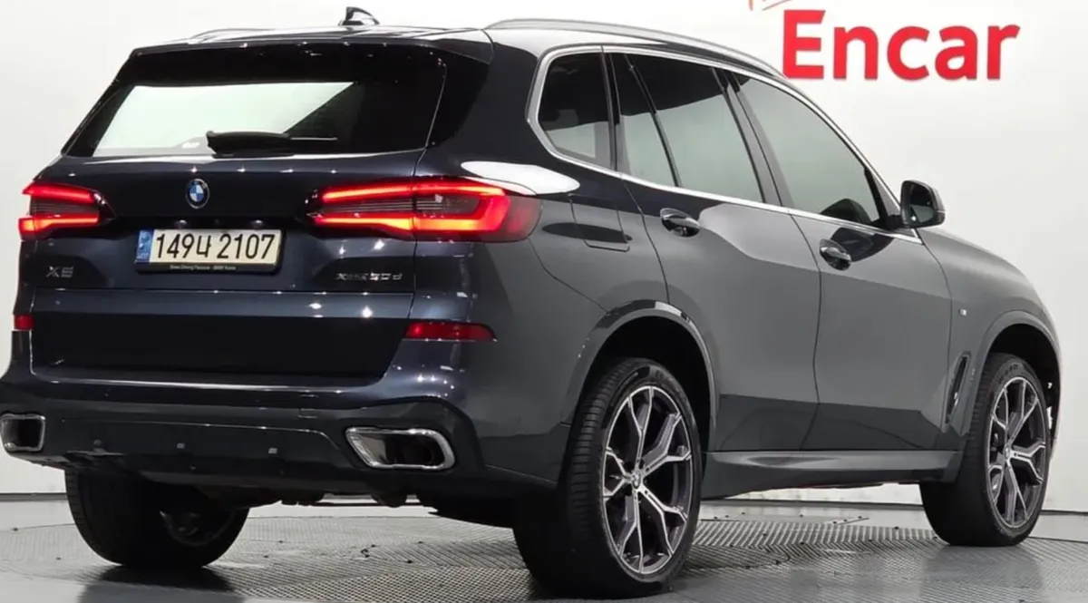 BMW X5 ЗАВОДСКОЙ M SPORT ПАКЕТ (АГРЕССИВНЫЙ ОБВЕС M-РУЛЬ M-ДИСКИ СПОРТИВНАЯ НАСТРОЙКА ПОДВЕСКИ) 2022