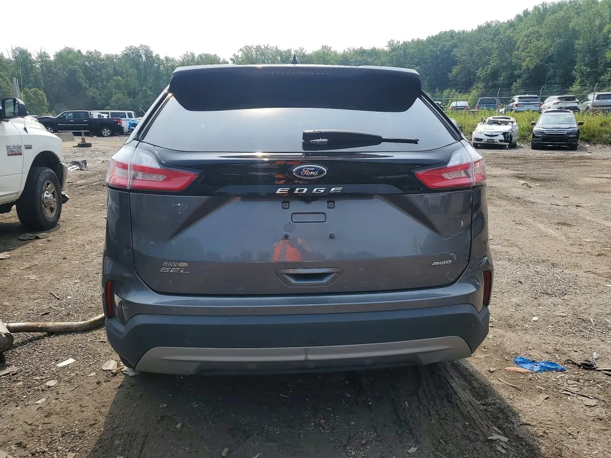 FORD EDGE SEL 2024