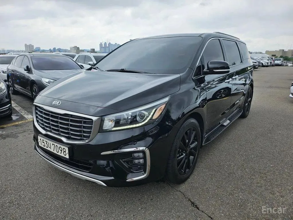 KIA CARNIVAL 2018