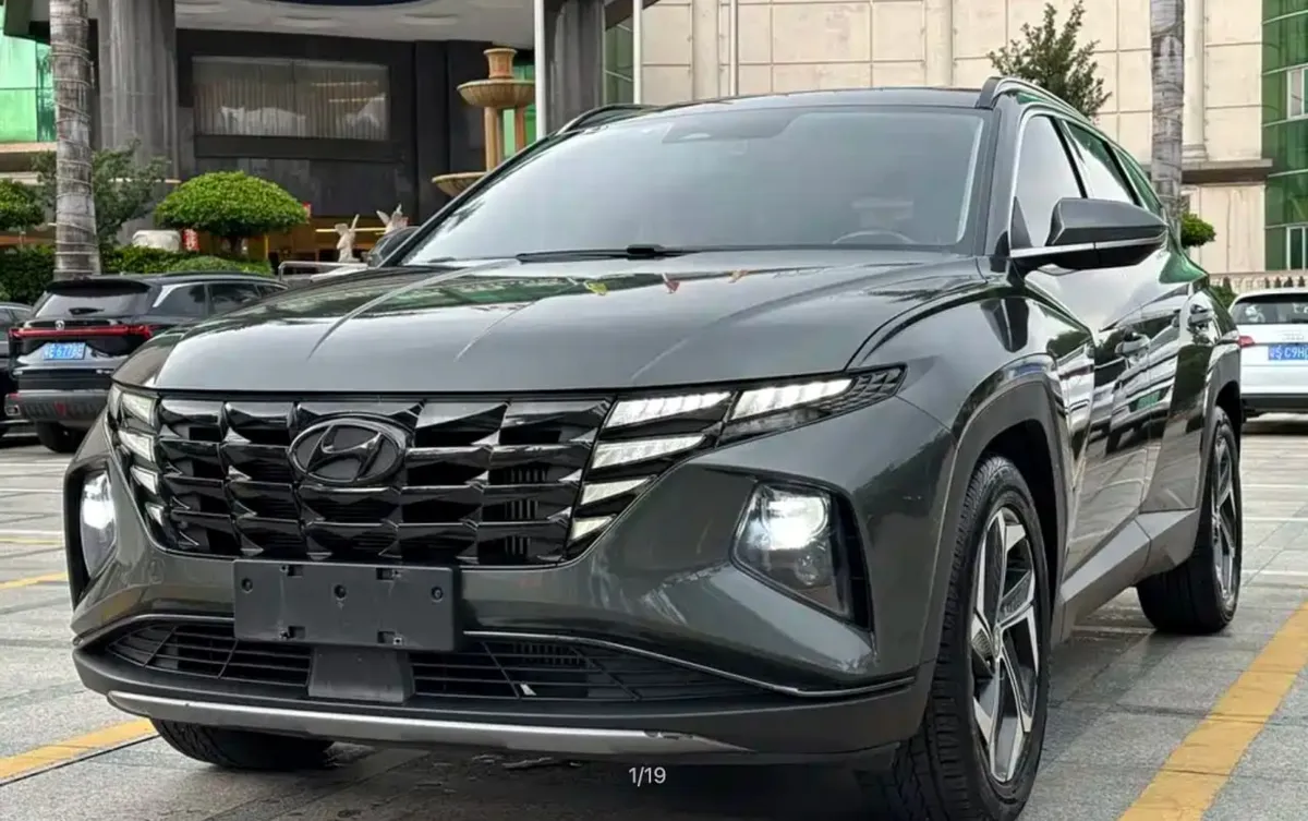 HYUNDAI TUCSON LUX ПРЕДТОПОВАЯ 2023