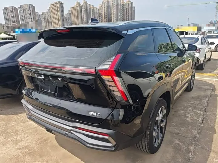 GEELY BOYUE L ПРОБЕГ 32 900 КМ ДЛЯ 2023 ГОДА ЭТО ОЧЕНЬ МАЛО ДВИГАТЕЛЬ ТОЛЬКО РАЗОГРЕЛСЯ 2023