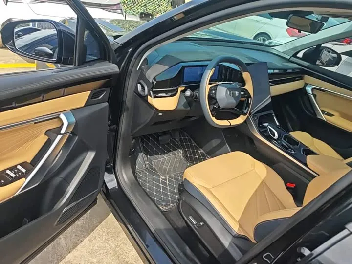 GEELY BOYUE L ПРОБЕГ 32 900 КМ ДЛЯ 2023 ГОДА ЭТО ОЧЕНЬ МАЛО ДВИГАТЕЛЬ ТОЛЬКО РАЗОГРЕЛСЯ 2023
