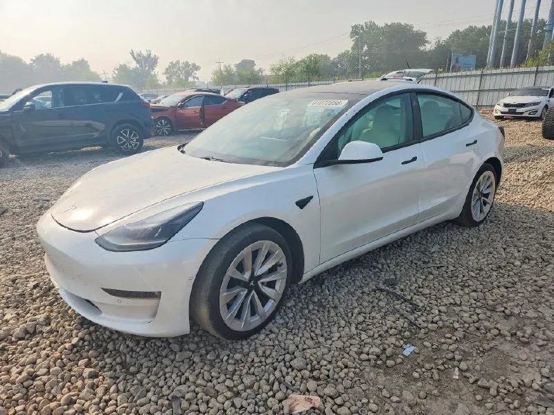 TESLA MODEL 3 LONG RANGE 2021