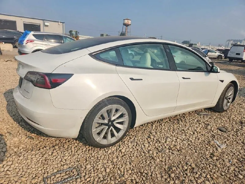 TESLA MODEL 3 LONG RANGE 2021