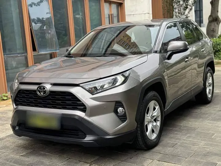 TOYOTA RAV4 URBAN EDITION (КАМЕРА ЗАДНЕГО ВИДА КОЖАНЫЕ СИДЕНЬЯ И МНОГОЕ ДРУГОЕ) 2022
