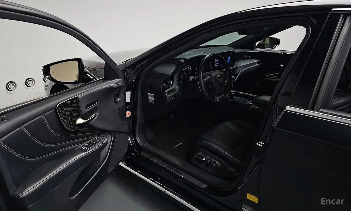 LEXUS LS500 PLATINUM AWD 2021