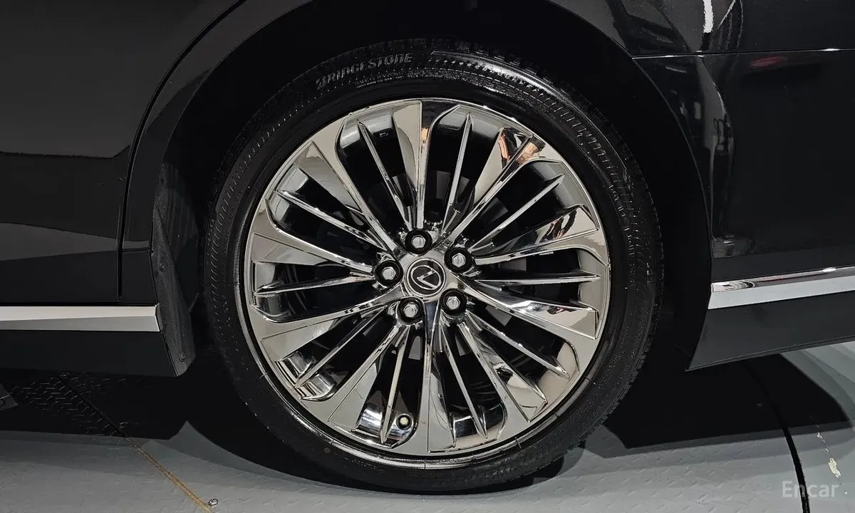 LEXUS LS500 PLATINUM AWD 2021