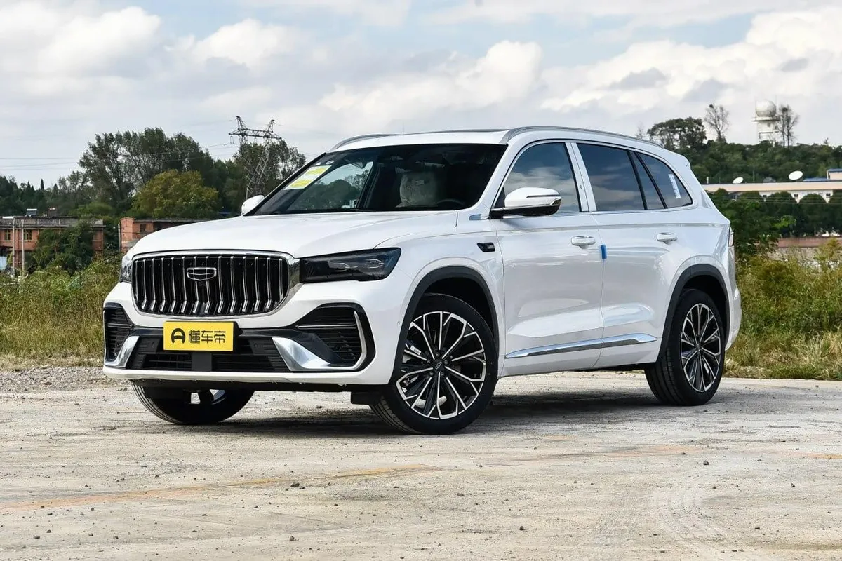 GEELY XINGYUE L 2026