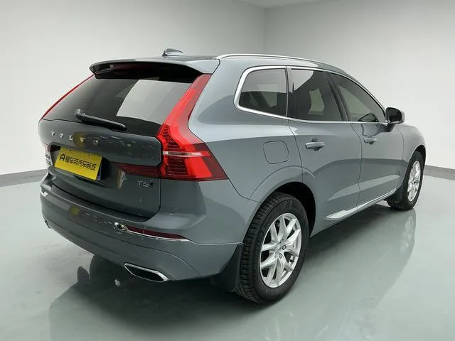VOLVO XC60 ZHIYI LUXURY VERSION 2022