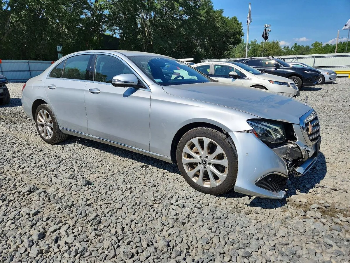 MERCEDES-BENZ E-CLASS 300 4MATIC 2019