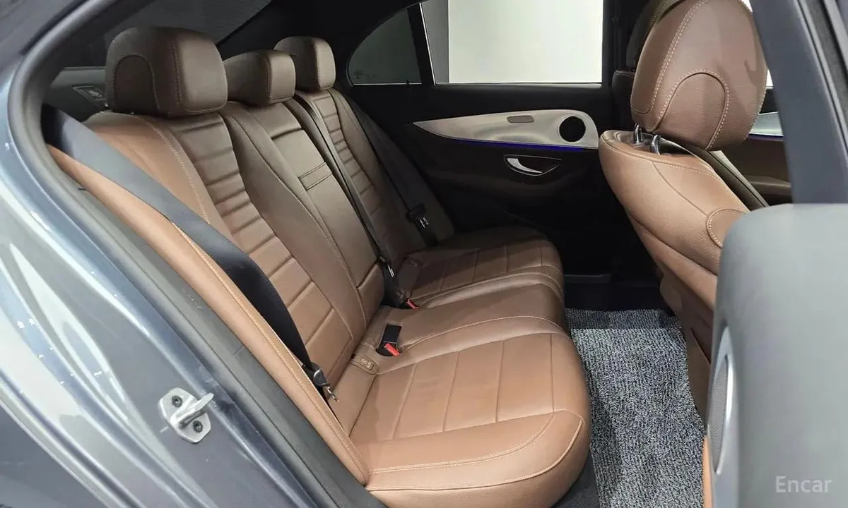 MERCEDES-BENZ E-CLASS 2022