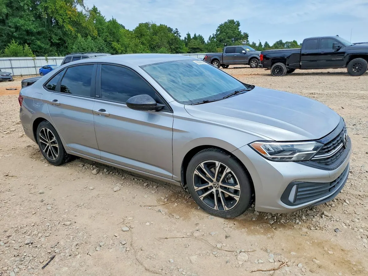 VOLKSWAGEN JETTA SPORT 2023