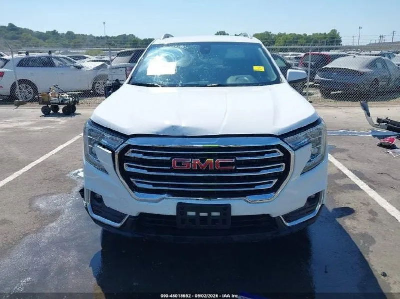 GMC TERRAIN SLT 2023