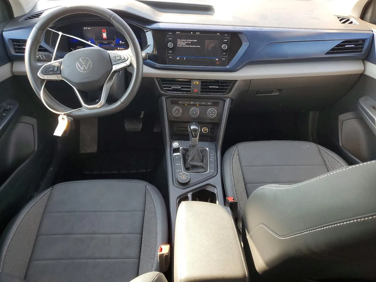 VOLKSWAGEN TAOS SE 2022