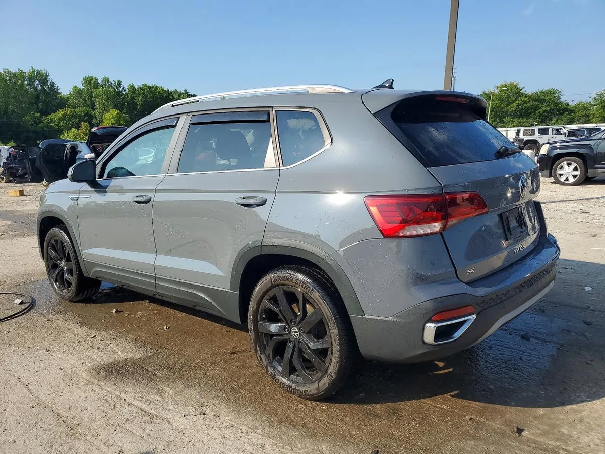 VOLKSWAGEN TAOS SE 2022