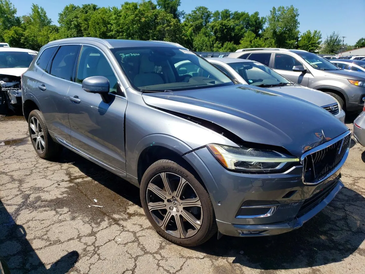 VOLVO XC60 INSCRIPTION (МАКСИМАЛЬНАЯ ОТДЕЛКА КОЖАНЫЙ САЛОН ПАНОРАМА ПРЕМИАЛЬНАЯ ОПТИКА КОНТУРНАЯ ПОДСВЕТКА ХРОМ 2019