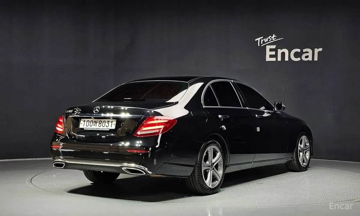 MERCEDES-BENZ E-CLASS 2019