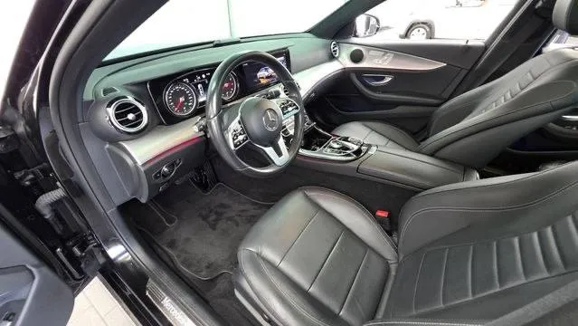 MERCEDES-BENZ E-CLASS 2019