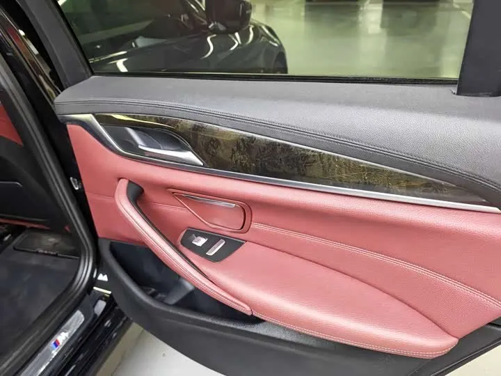 BMW 5 SERIES 2018