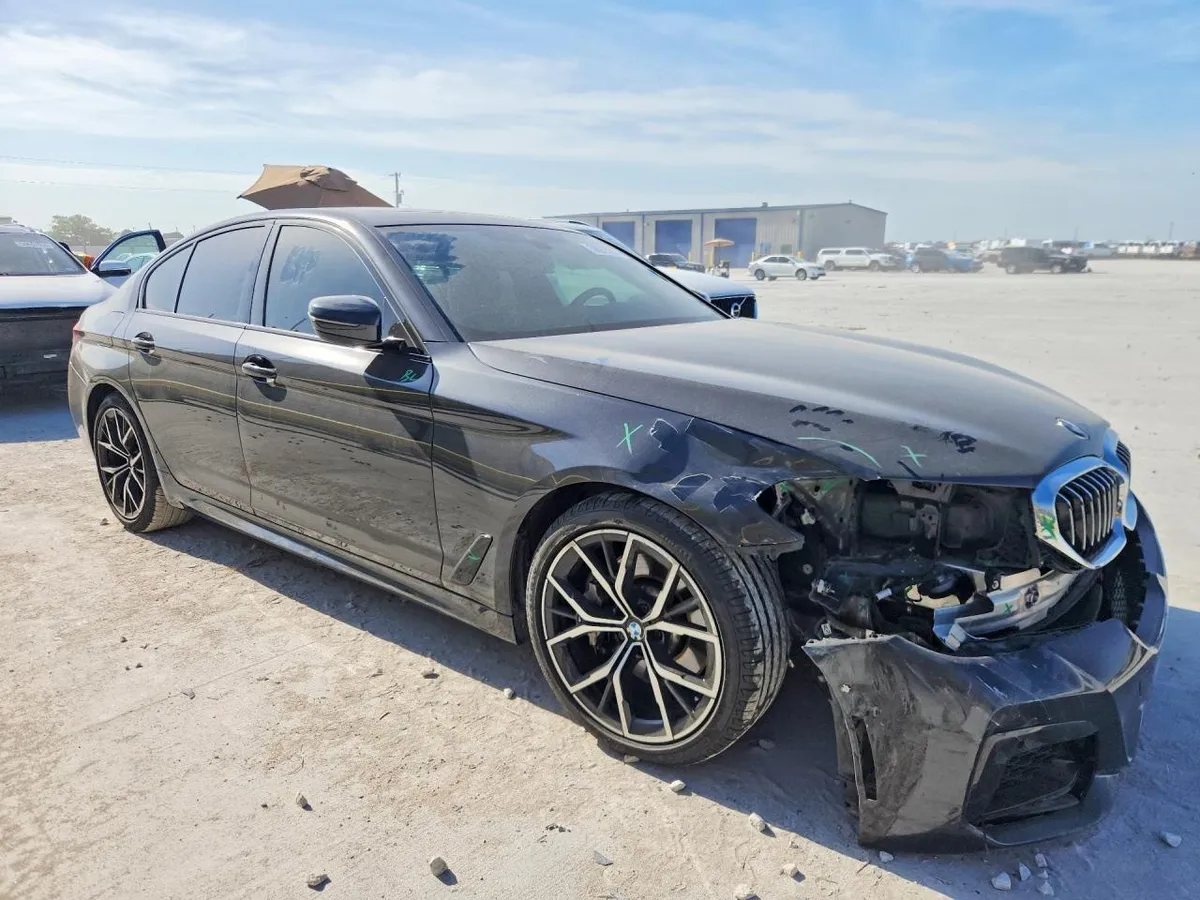 BMW 5 SERIES МУЛЬТИМЕДИА IDRIVE ВИРТУАЛЬНАЯ ПРИБОРНАЯ ПАНЕЛЬ ЛЮК ЭЛЕКТРОРЕГУЛИРОВКИ КРЕСЕЛ С ПАМЯТЬЮ ДВУХЗОННЫЙ К 2021