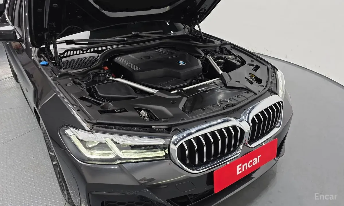 BMW 5 SERIES M SPORT 2022