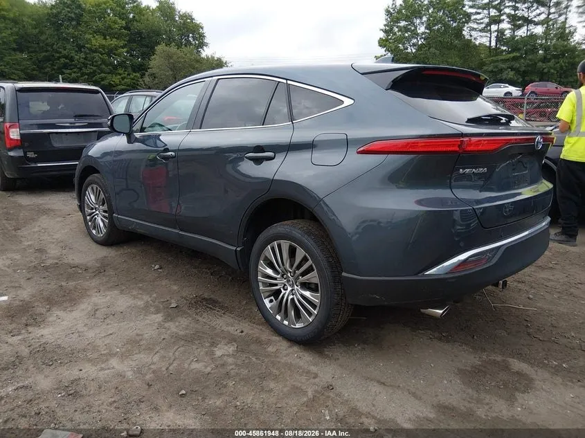 TOYOTA VENZA LIMITED 2023