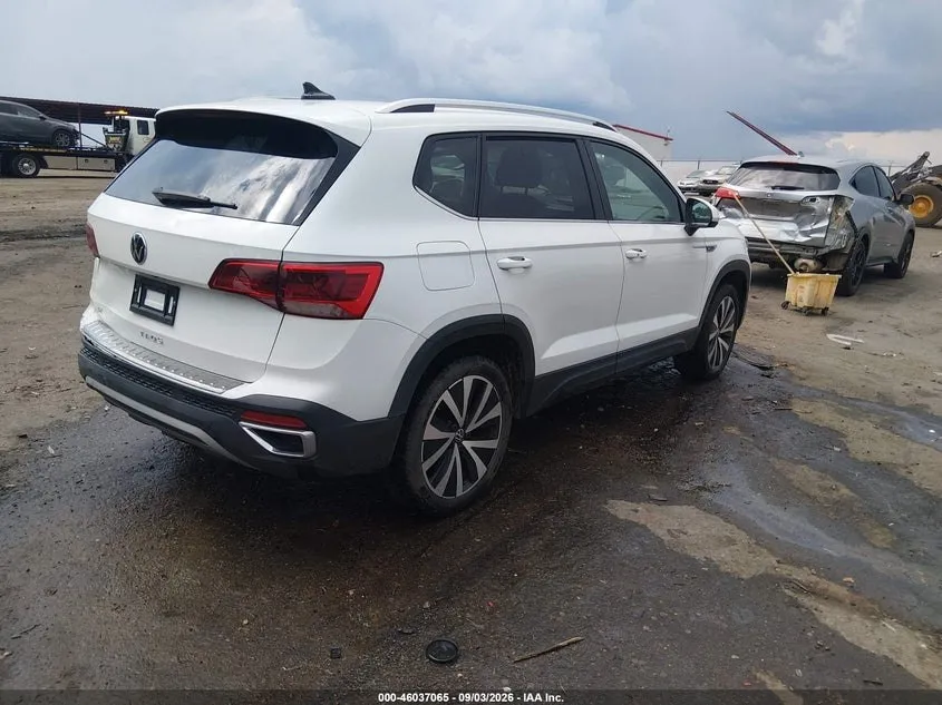 VOLKSWAGEN TAOS SE 2023