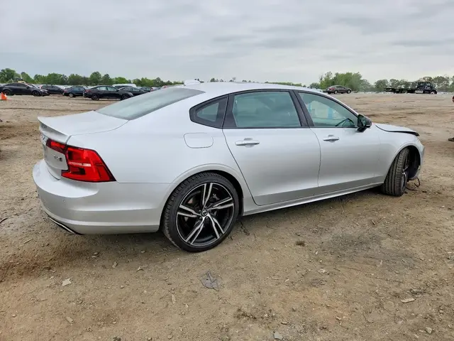 VOLVO S90 T6 OCEAN RACE 2020