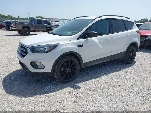 FORD ESCAPE SE 2019
