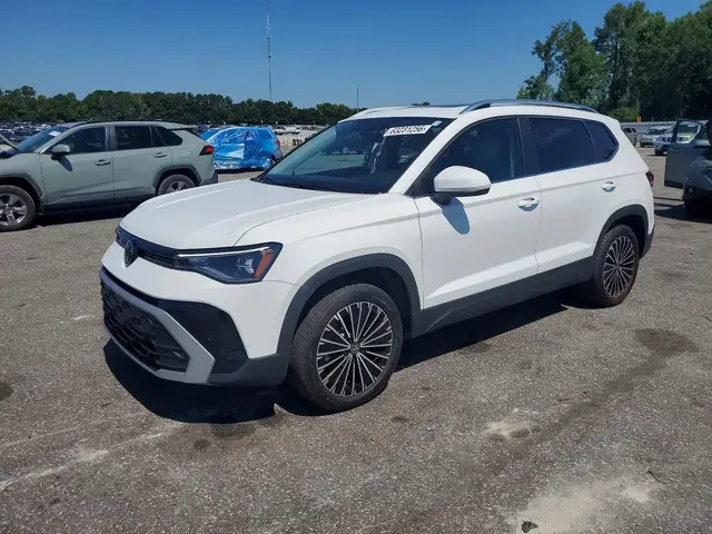 VOLKSWAGEN TAOS SE 2025