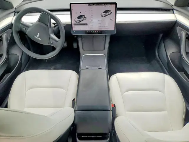 TESLA MODEL 3 LONG RANGE 2021