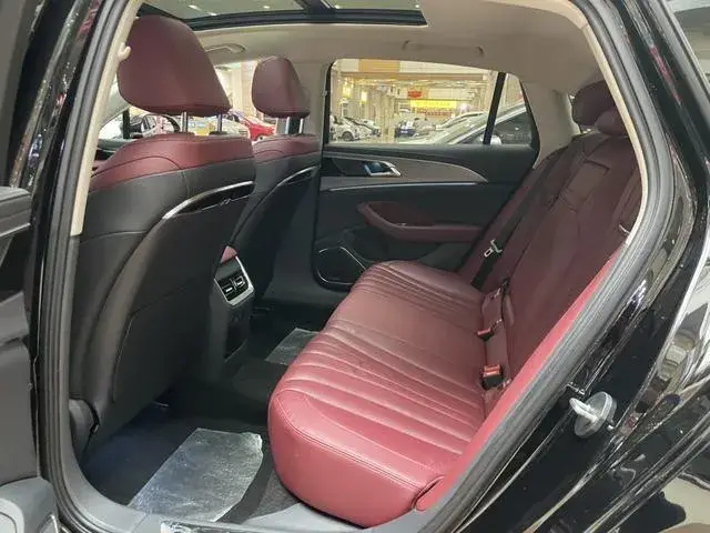 HONGQI H5 ПРОБЕГ 30 000 КМ ДЛЯ 2023 ГОДА ЭТО ОТЛИЧНЫЙ ПОКАЗАТЕЛЬ ДВИГАТЕЛЬ ТОЛЬКО РАЗОГРЕЛСЯ 2023