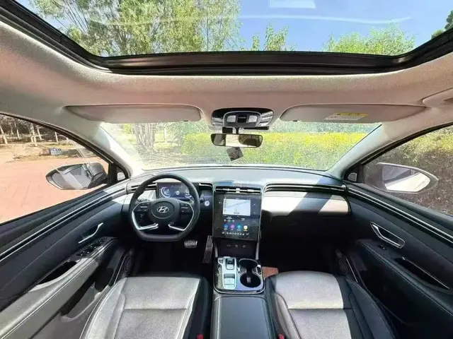 HYUNDAI TUCSON PREMIUM EDITION (КРУИЗ-КОНТРОЛЬ ПОДОГРЕВ ПЕРЕДНИХ СИДЕНИЙ И МНОГОЕ ДРУГОЕ) 2022