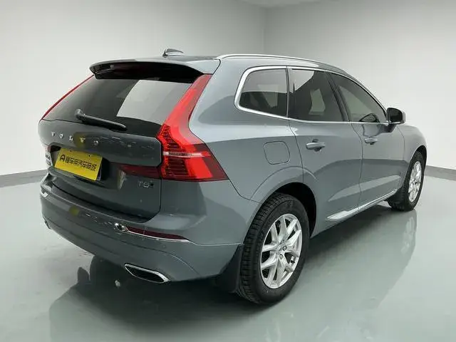 VOLVO XC60 ZHIYI LUXURY VERSION 2022