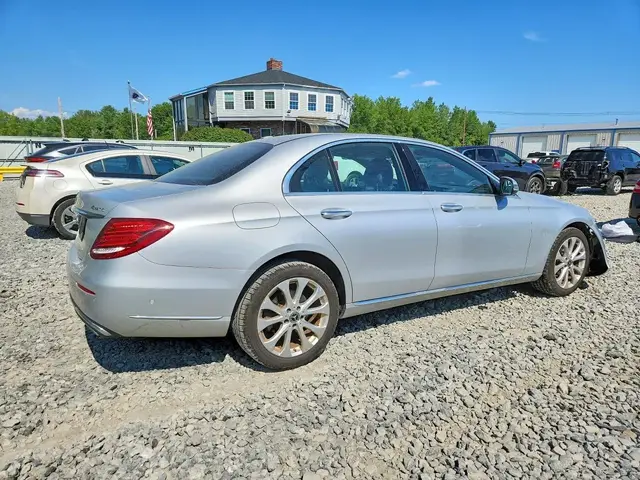 MERCEDES-BENZ E-CLASS 300 4MATIC 2019