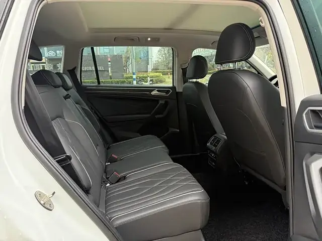 VOLKSWAGEN TIGUAN L ПРОБЕГ 40 000 КМ ДЛЯ 2023 ГОДА ЭТО ОТЛИЧНЫЙ ПОКАЗАТЕЛЬ ДВИГАТЕЛЬ ТОЛЬКО РАЗОГРЕЛСЯ 2023