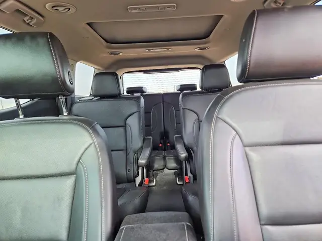 GMC ACADIA SLT 2023