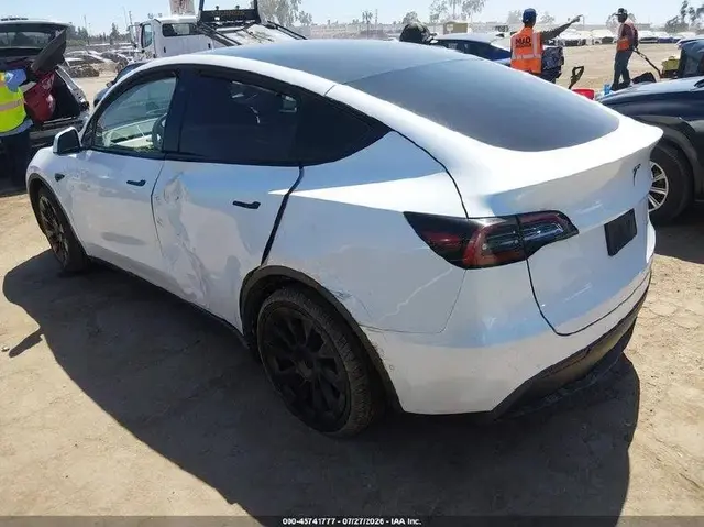 TESLA MODEL Y LONG RANGE 2021