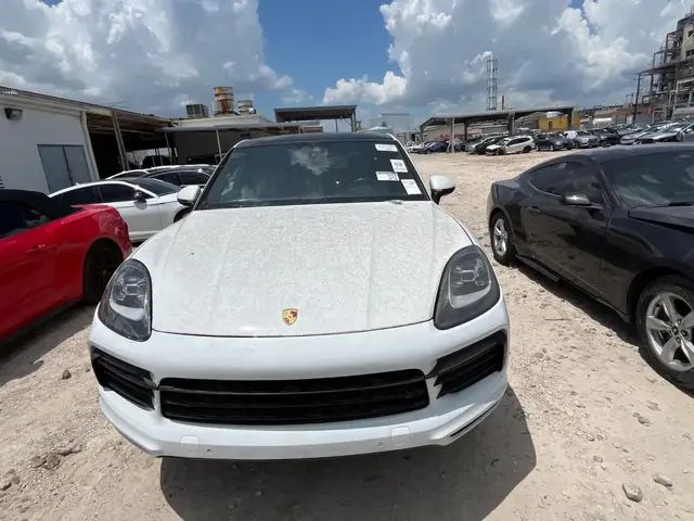 PORSCHE CAYENNE COUPE 2021