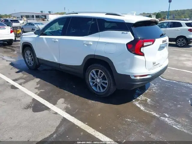 GMC TERRAIN SLT 2023