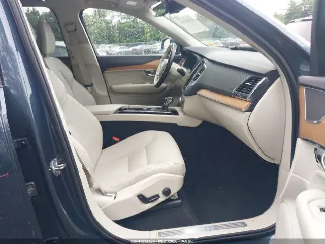 VOLVO XC90 MOMENTUM КОЖАНЫЙ САЛОН ПАНОРАМА ВИРТУАЛЬНАЯ ПРИБОРНАЯ ПАНЕЛЬ МУЛЬТИМЕДИА SENSUS ПОЛНЫЙ КОМПЛЕКТ АССИ 2021
