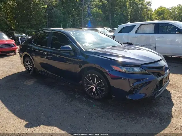 TOYOTA CAMRY SE 2021